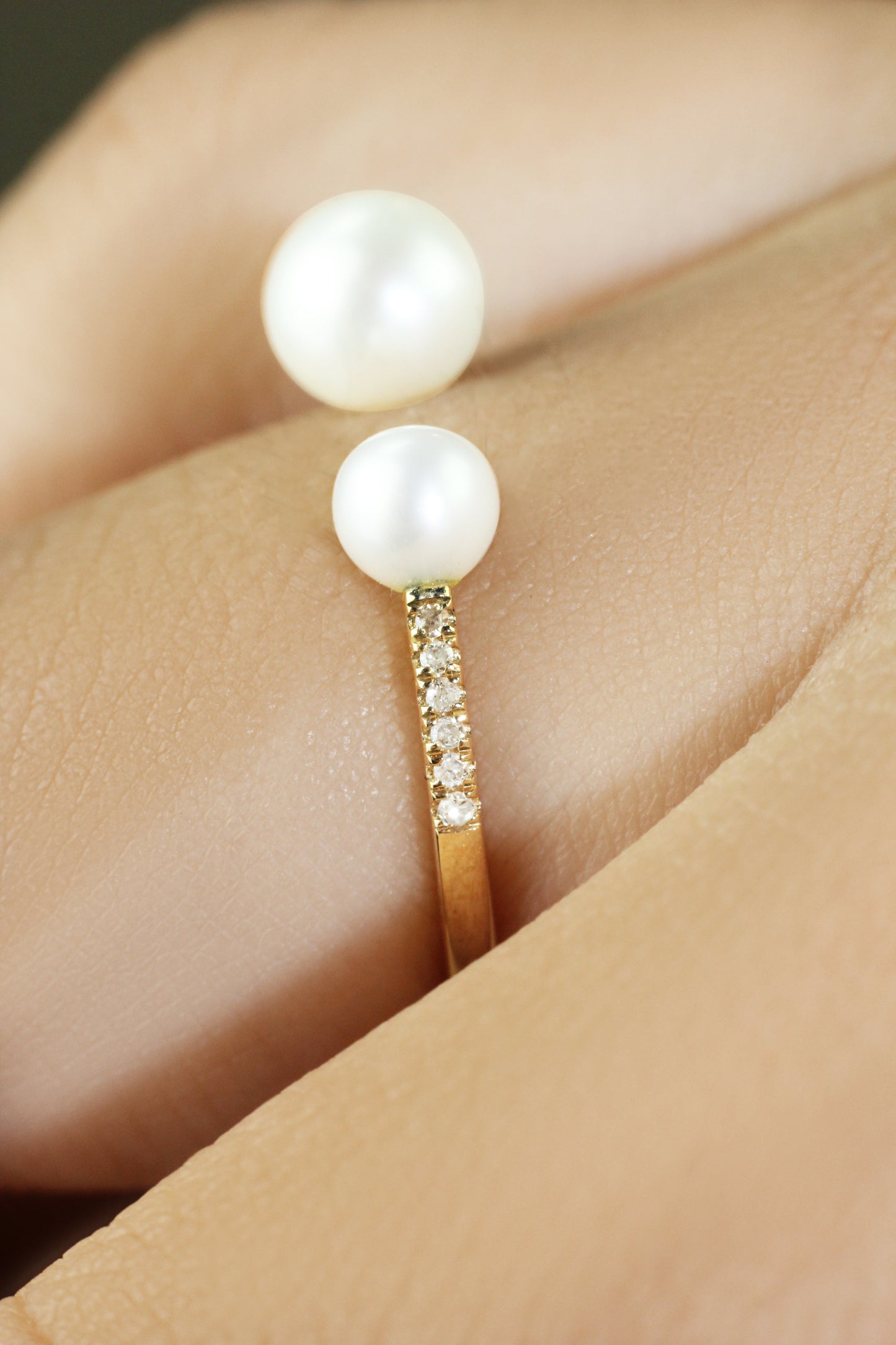Belantina 1/20 Carat Diamond Double Freshwater Cultured Pearl Open Ring In 14K Solid Gold