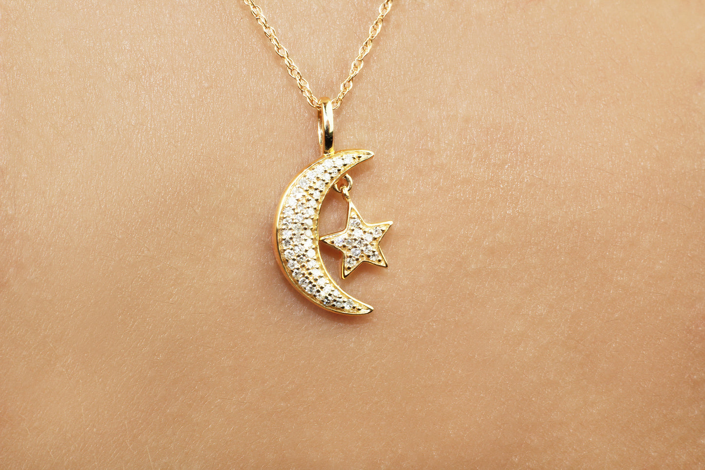 Belantina 1/10 Carat Diamond Half Moon and Star Pendant Necklace for Women in 14k Gold