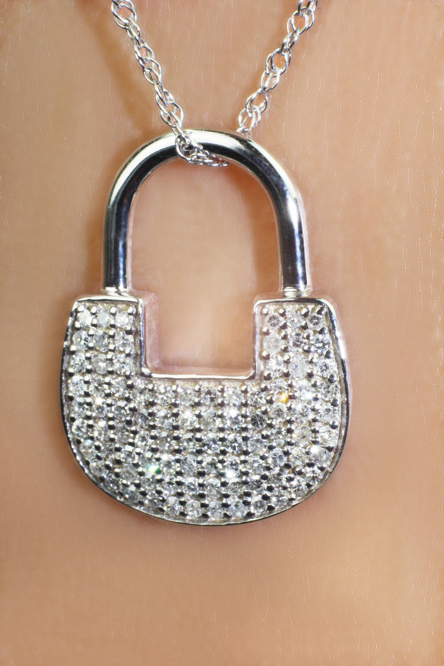 Belantina 1/5 Carat Diamond Lock Pendant Necklace for Women in 14k Gold