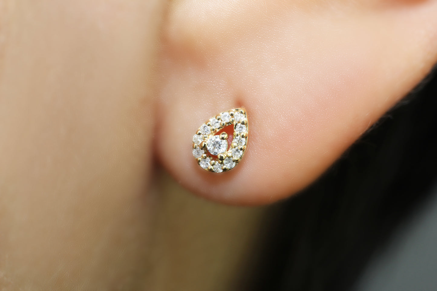 Belantina Diamond Pear Shaped, Tear Drop Earring in 14K Gold