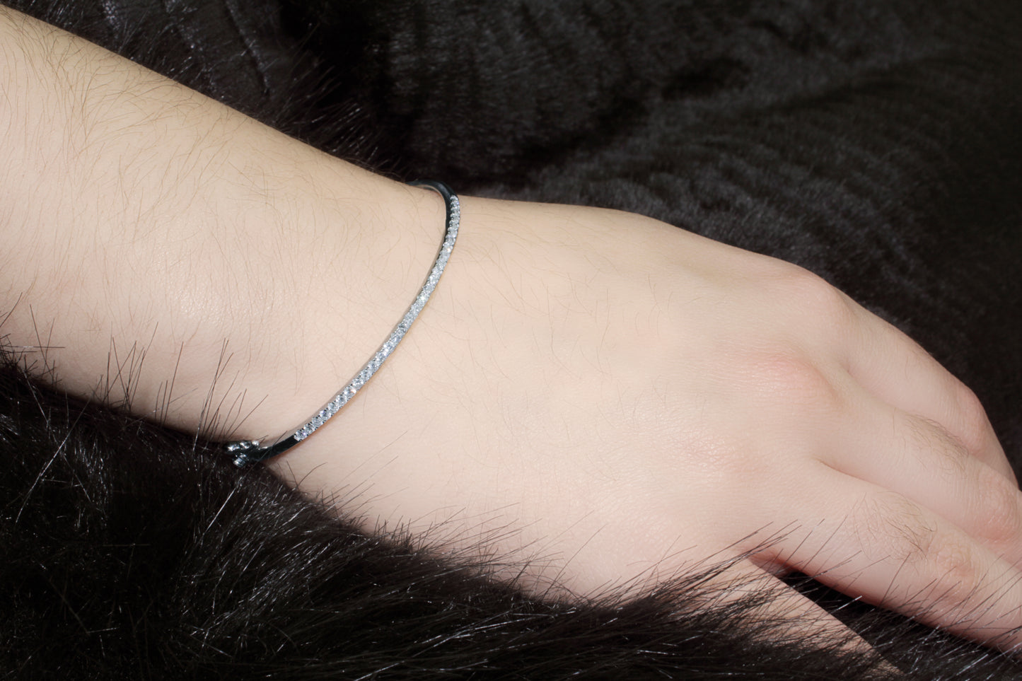 Belantina 3/4 Carat Natural Diamond Bangle Bracelet for Women in 14k Gold