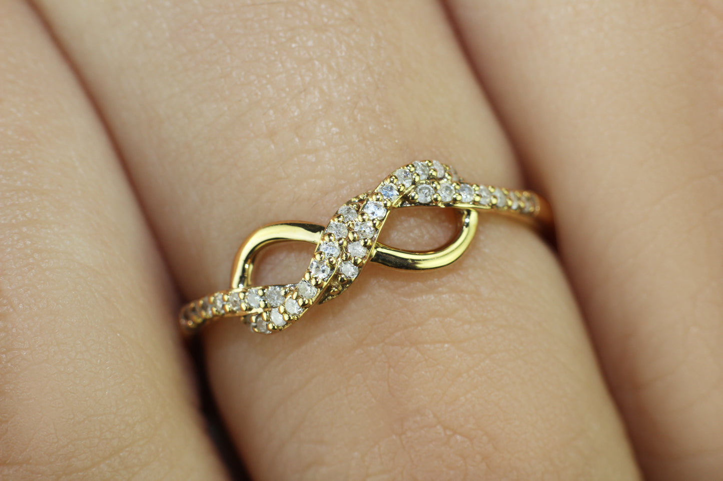 Belantina 1/8 Carat Natural Diamond Infinity Ring In 14k Gold