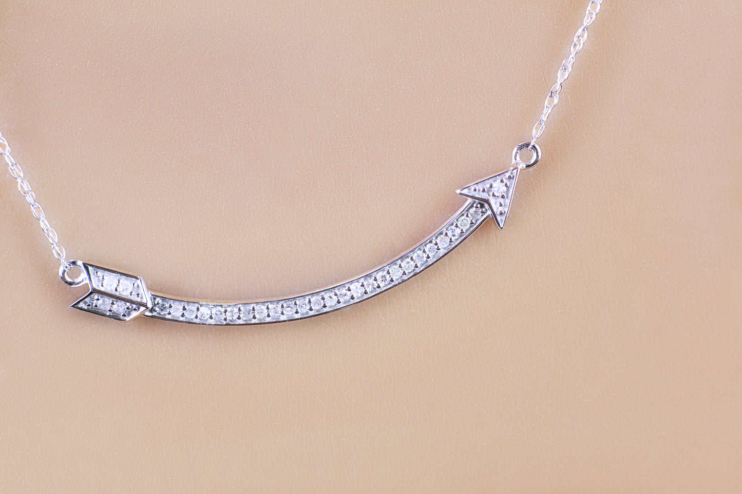 Belantina 1/10 Carat Diamond Arrow Pendant Necklace for Women in 14k Gold